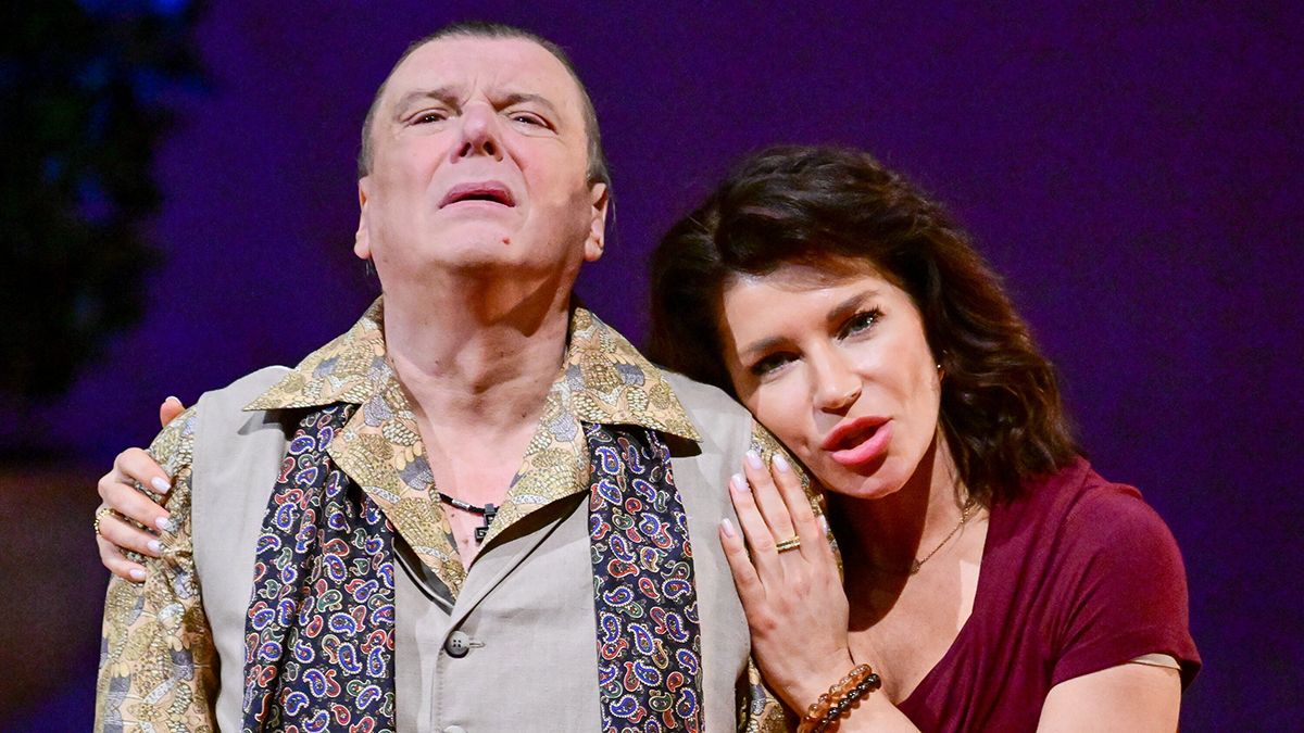 О чем спектакль «Филумена Мартурано или Страсти по-итальянски»