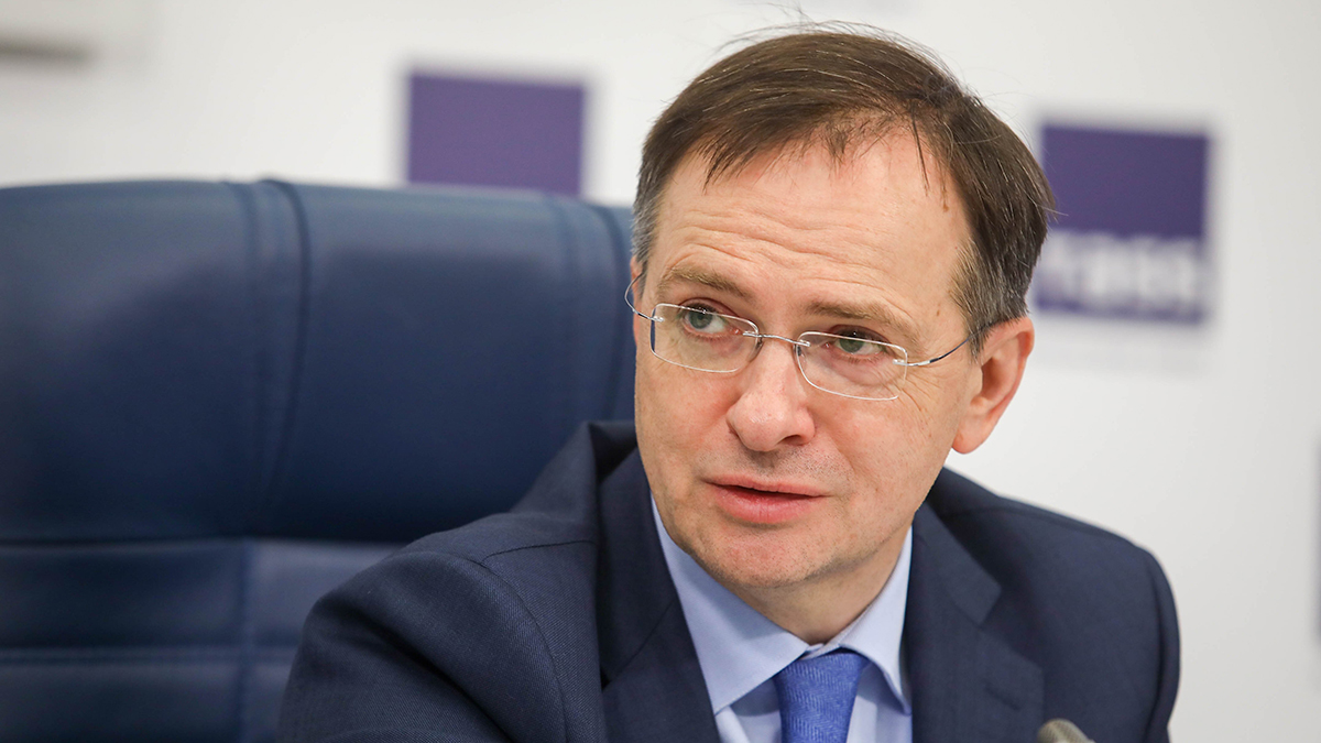 Мединский: Делегация РФ будет ждать представителей Украины 16 мая с 10 утра