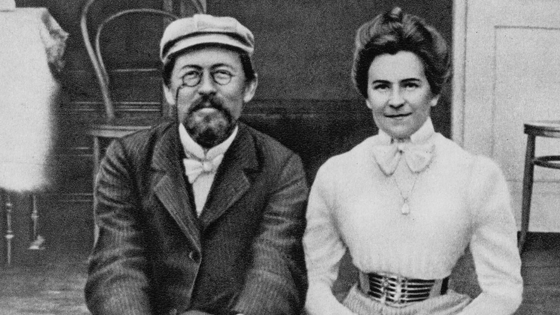 Главархив опубликовал редкие документы к 165-летию со дня рождения Антона Чехова