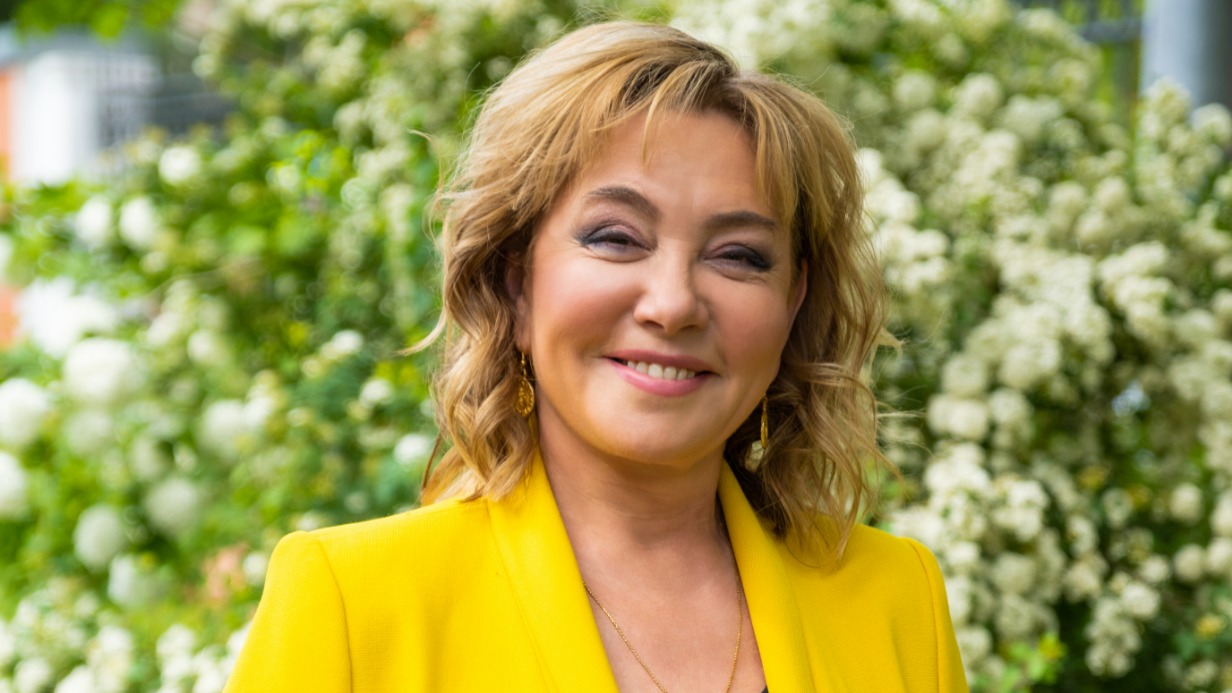 Тележурналист Арина Шарапова