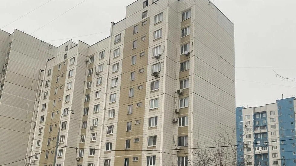 В жилом доме 1999 года постройки на юге столицы обновили все лифтовое оборудование