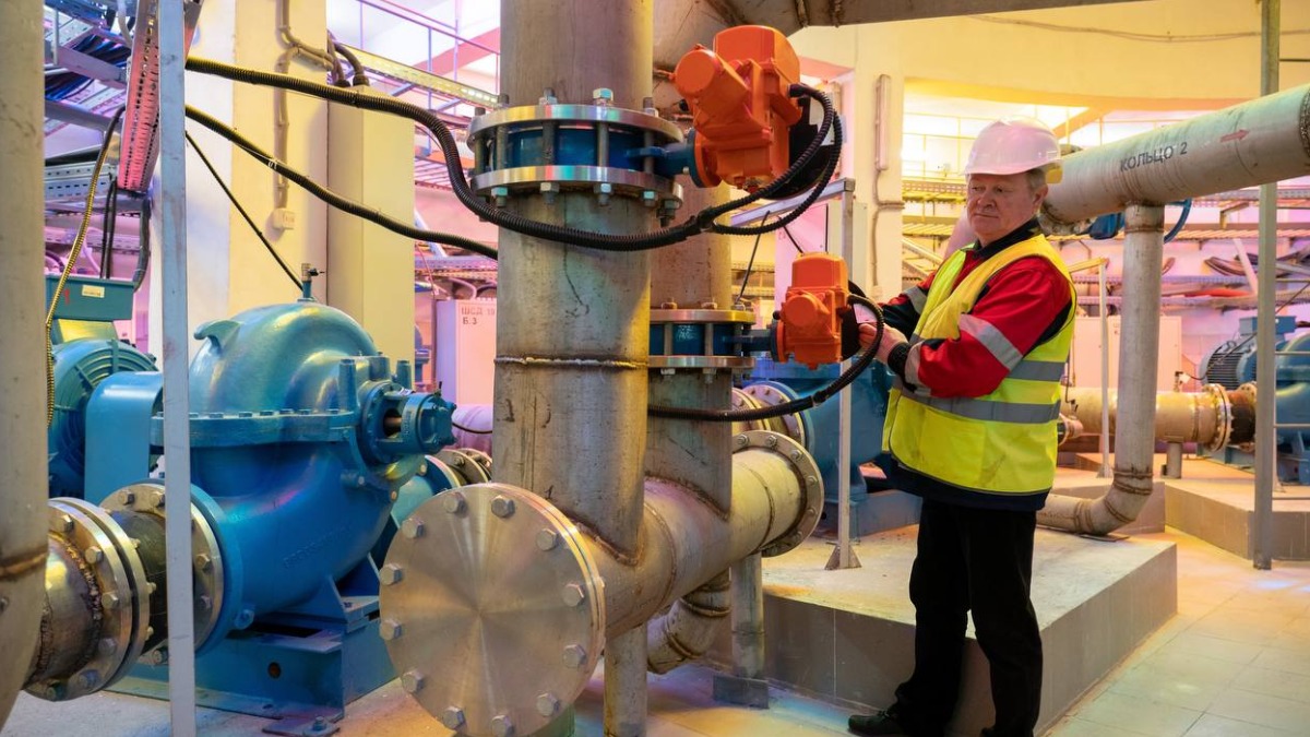 Московские фонтаны начали готовить к открытию нового сезона