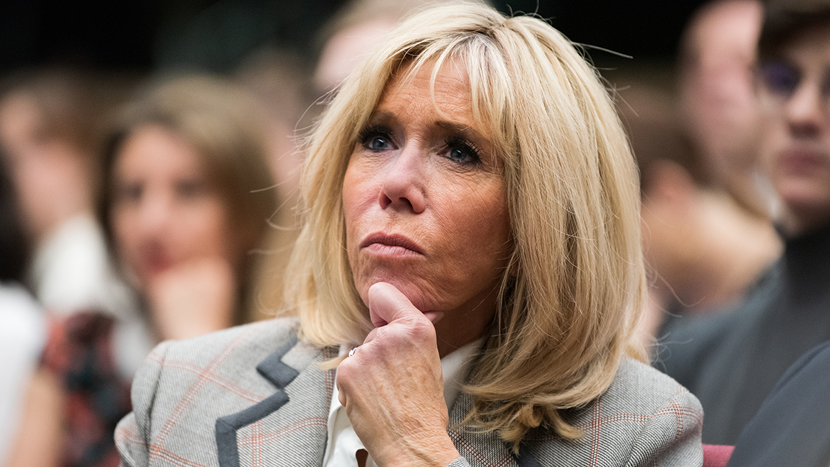 DM: Жена Макрона «опустошена» из-за поражения в «трансгендерном»* деле