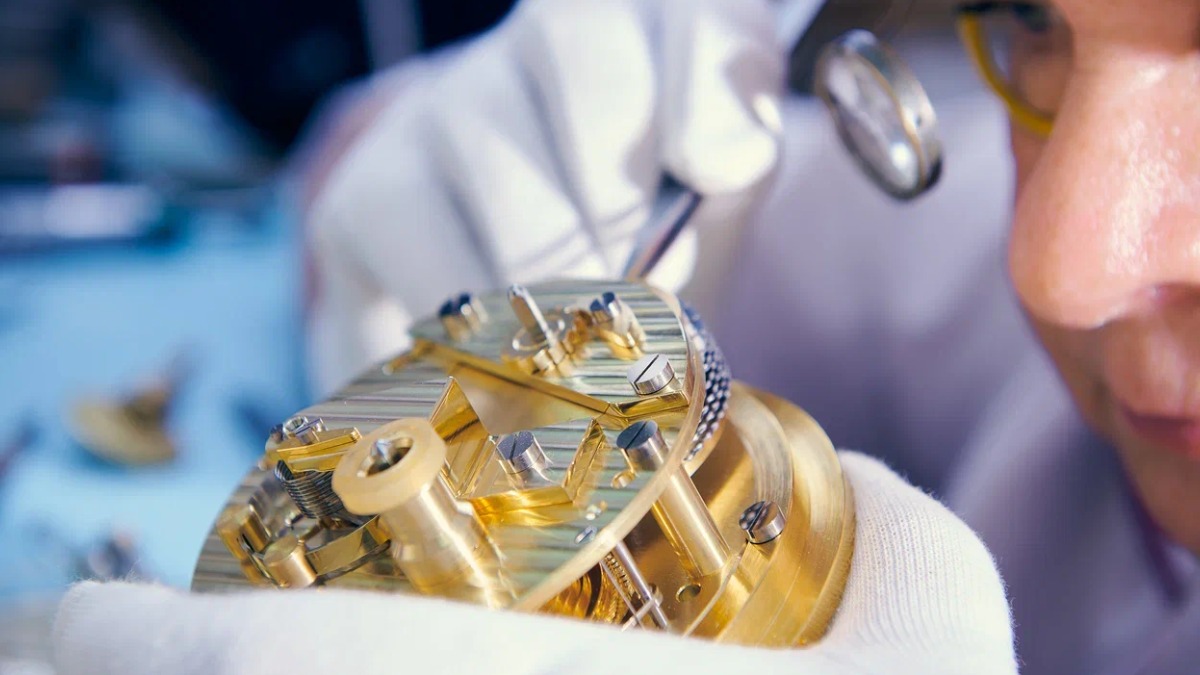 Анатолий Гарбузов: Столичные часовые заводы наращивают темпы производства и поставки