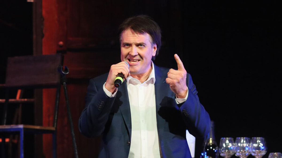 Денис Матросов попал в ДТП: первый комментарий