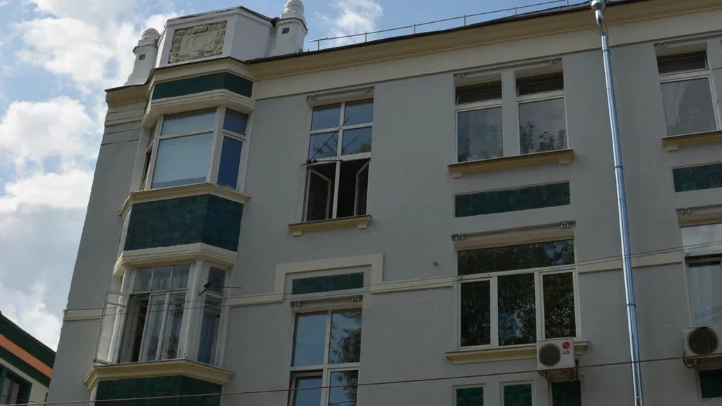 После капитального ремонта преобразился доходный дом Страхового общества «Россия» архитектора Воскресенского