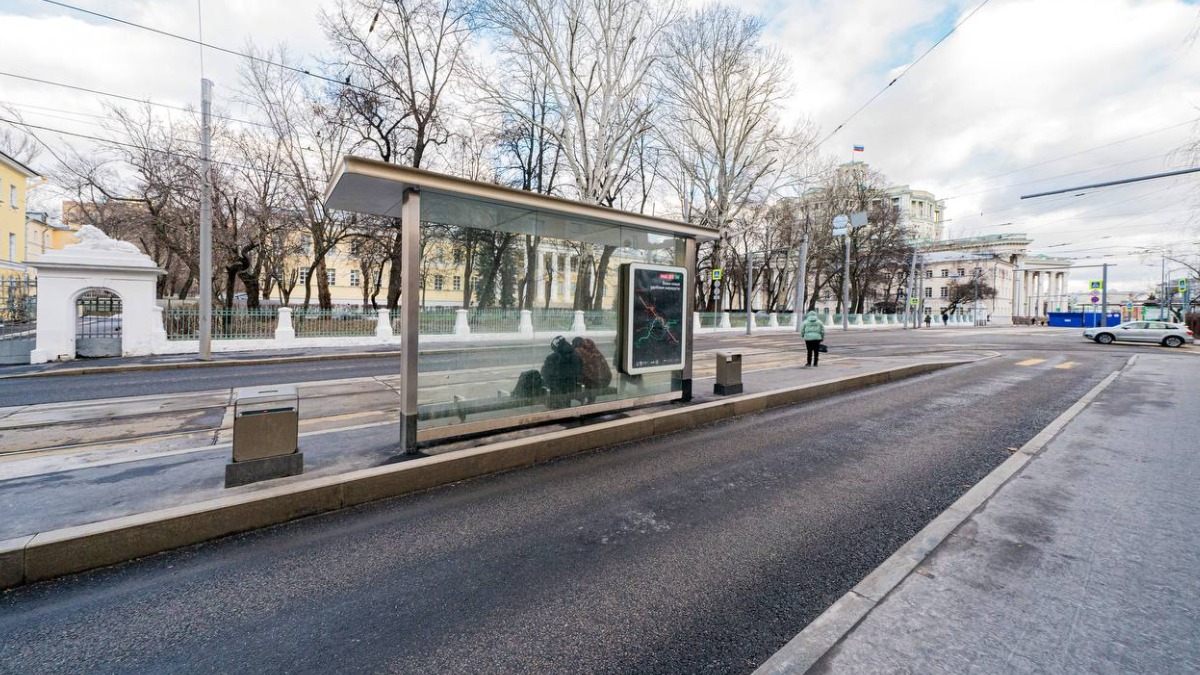 Первый этап благоустройства территории провели возле станции «Достоевская»