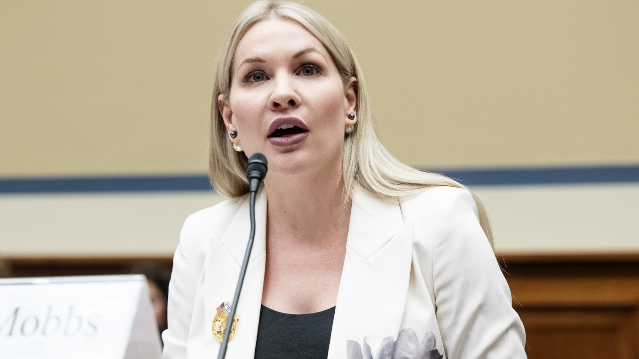 WP: Дочь спецпосланника США Келлога вывозит раненых наемников с Украины