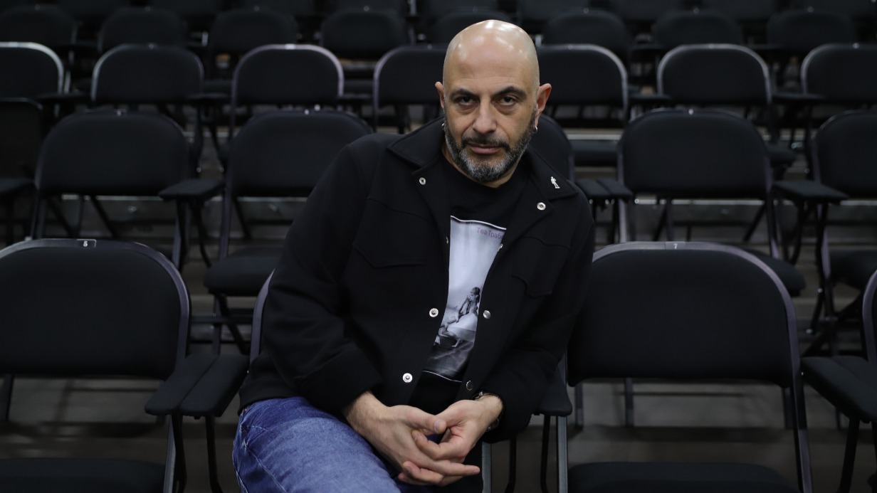 Художественный руководитель Московского еврейского театра «Шалом» Олег Липовецкий в зрительном зале в здании театра на Варшавском шоссе