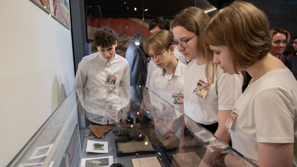 Более 30 музеев представят реликвии героев «Нормандии-Неман» на выставке в Музее Победы