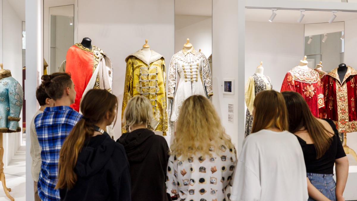 Киностудия Горького запустила постоянные экскурсии «Путешествие в мир кино»