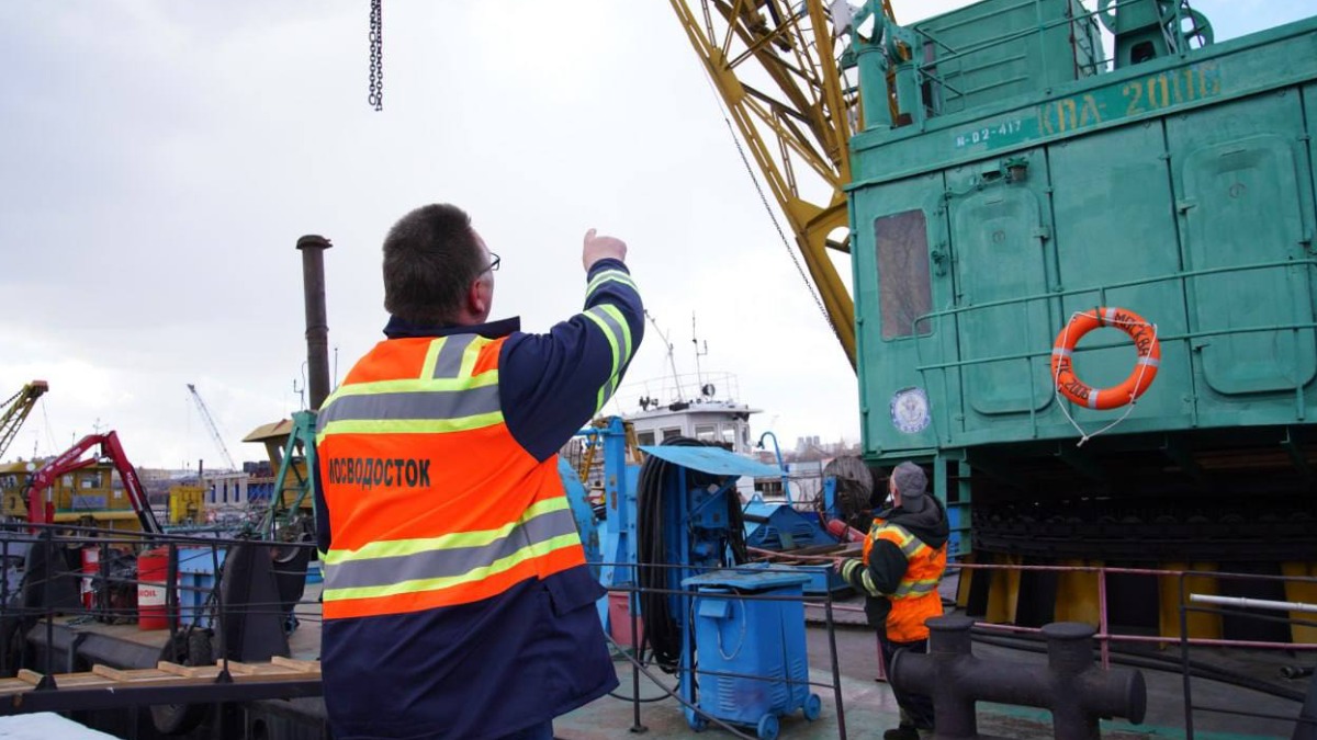 В Москве коммунальный флот готовят к открытию навигации