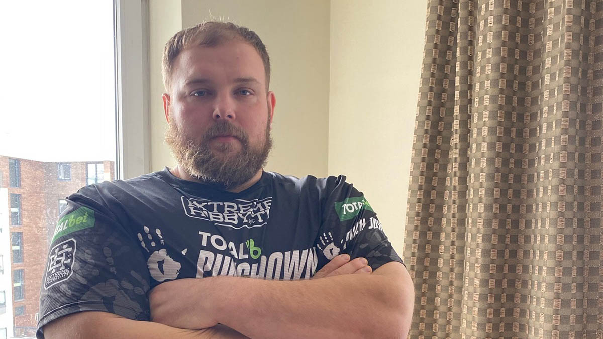 Пельмень потерял пояс чемпиона лиги пощечин Power Slap, проиграв Вирнесу