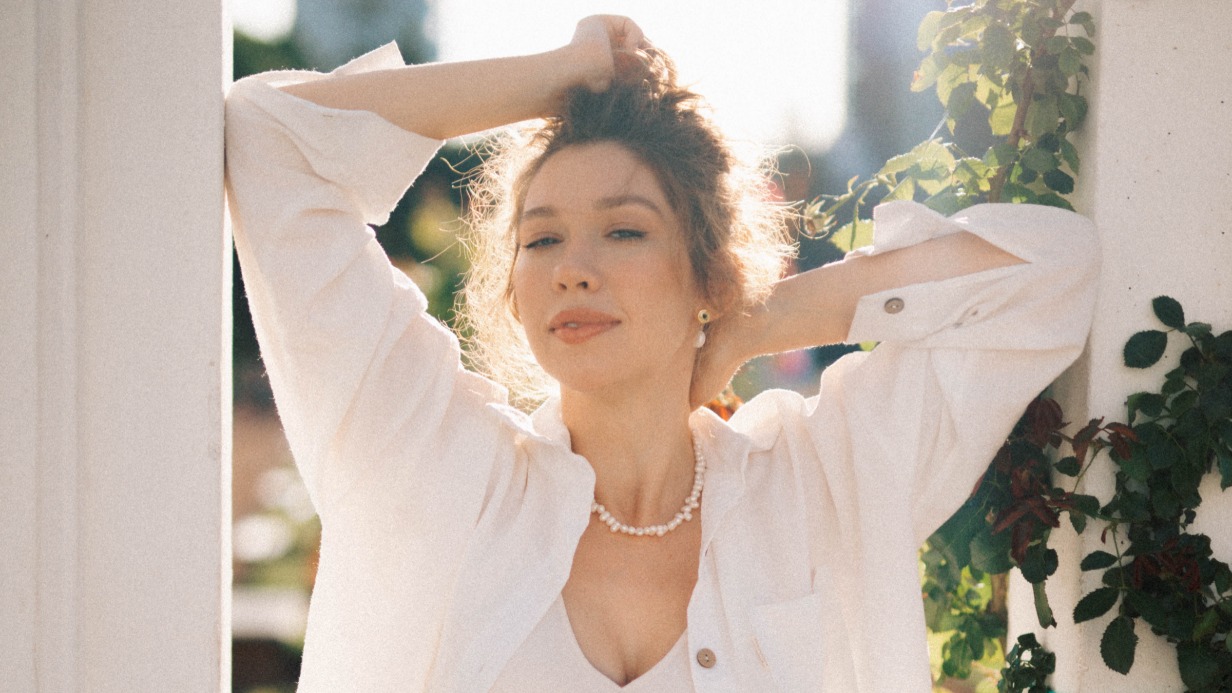 Актриса Алина Алексеева интересуется исторической архитектурой, экологией и путешествиями