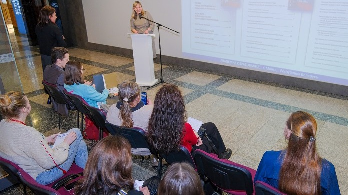 Слушатели Академии Победы узнали об особенностях преподавания истории в Белоруссии