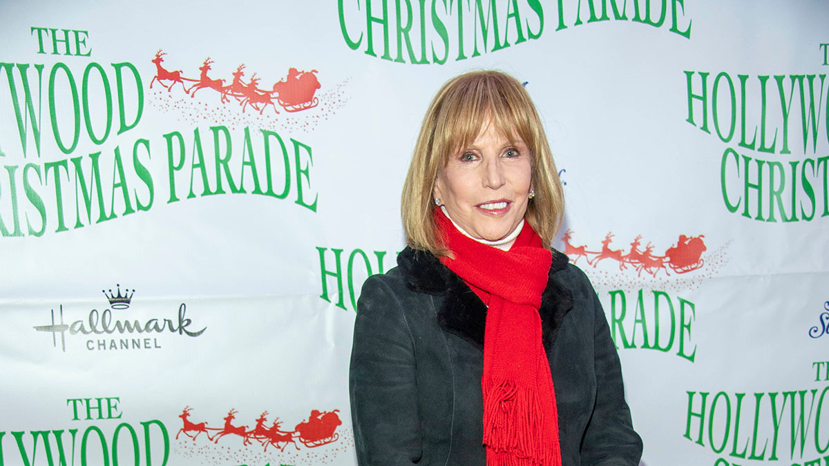 Актриса из сериала «Друзья» Лесли Чарльсон умерла из-за травмы головы