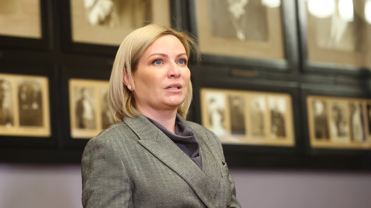 В Минкультуры объяснили, почему Любимова не посетила инаугурацию Льва XIV