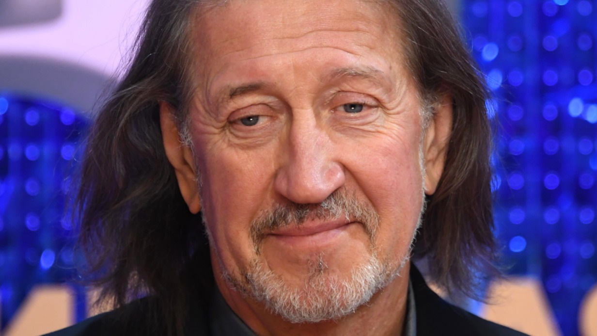 «Как здорово, что все мы здесь сегодня собрались!»: поздравляем Олега Митяева