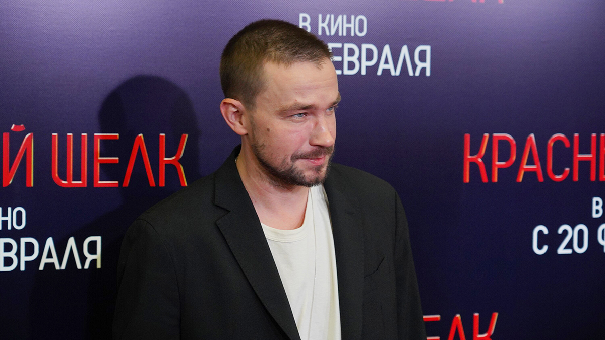 Актер Александр Петров раскрыл имя новорожденного сына 