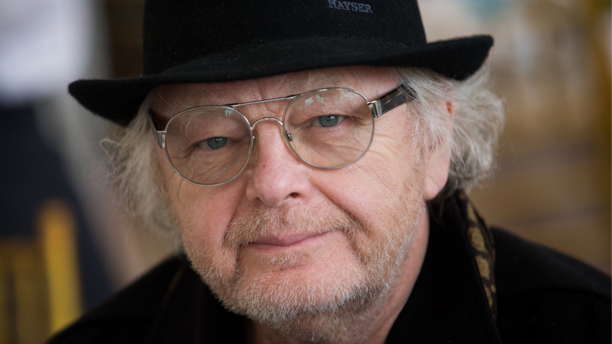 Юрий Михайлович справедливо заметил, что хорошо работал, когда был помоложе, а теперь может и отдохнуть