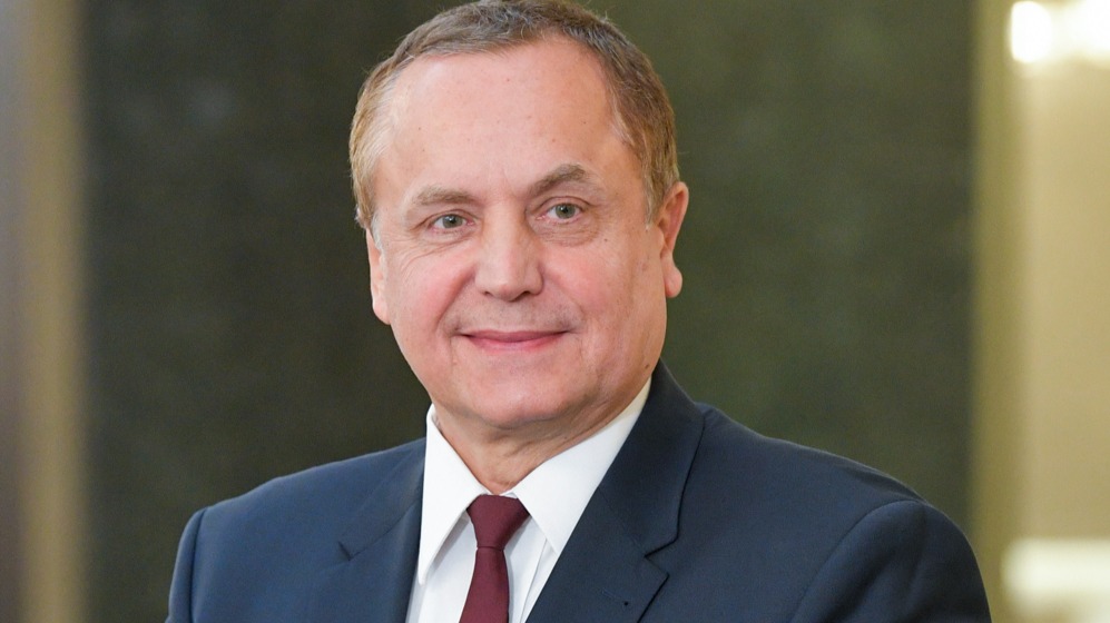 «От армии остались теплые воспоминания»: актер Андрей Соколов — о службе, СВО и помощи бойцам