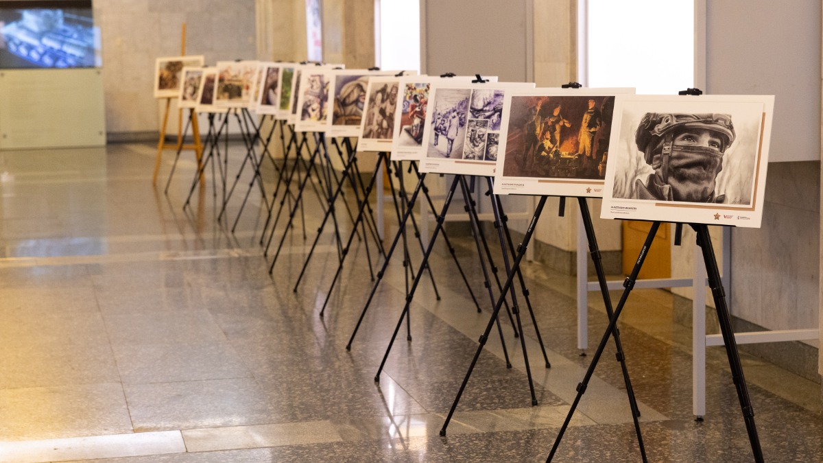 В Музее Победы представили однодневную выставку о героях СВО