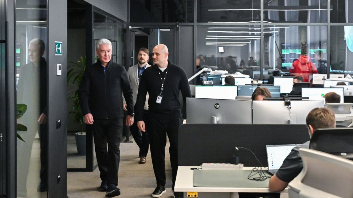 Собянин: Москва развивает высокоскоростную интернет-связь нового поколения