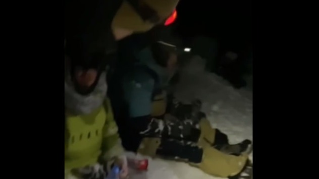 Спасатели нашли двух сноубордистов после схода лавины в Сочи