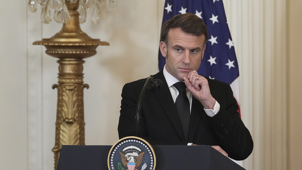 Как Трамп унизил Макрона на саммите G7