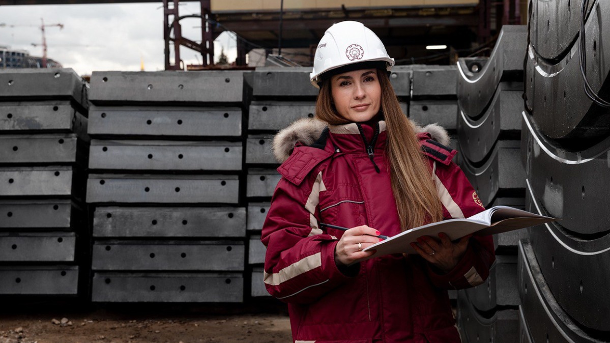 В Москве пройдут фотовыставки о женщинах в строительной отрасли