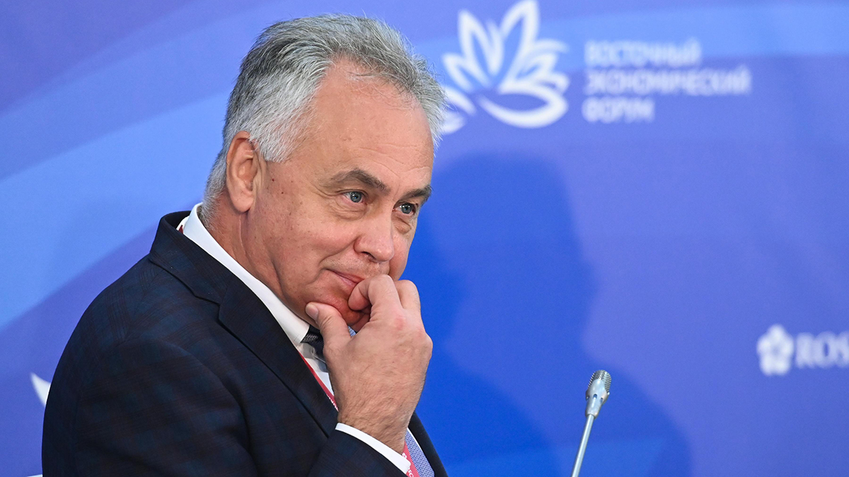 Задержание экс-замминистра транспорта Чалика: обвинения в растрате, скандал с институтом и отстранение от должности