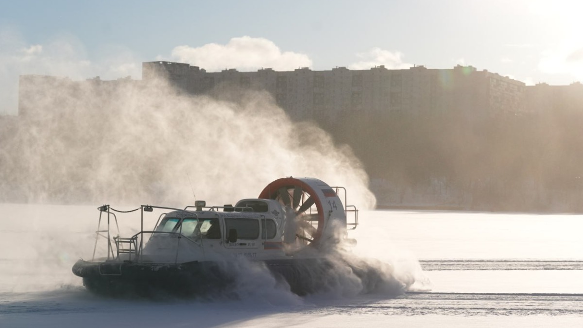 Более 70 спасателей патрулируют столичные реки и водоемы для предотвращения возможных происшествий