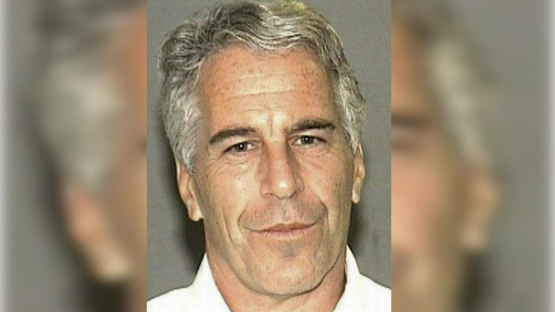 Скандальное дело Джеффри Эпштейна: новые рассекреченные материалы, обвинение в торговле людьми, главное о личности