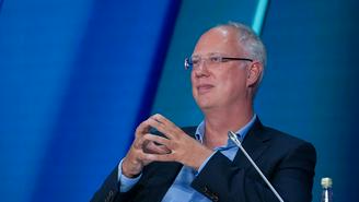 Дмитриев заявил о лжи Хиллари Клинтон по поводу преступлений Эпштейна