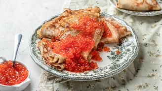 Блины на Масленицу: а фиолетовые не хотите ли