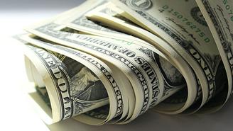 Аналитик Шнейдерман поделился прогнозом курса доллара на ближайшее время