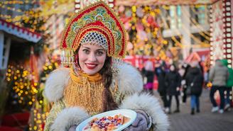 Масленичный уик-энд на площадках «Зимы в Москве»: что ждет гостей в последние выходные фестиваля