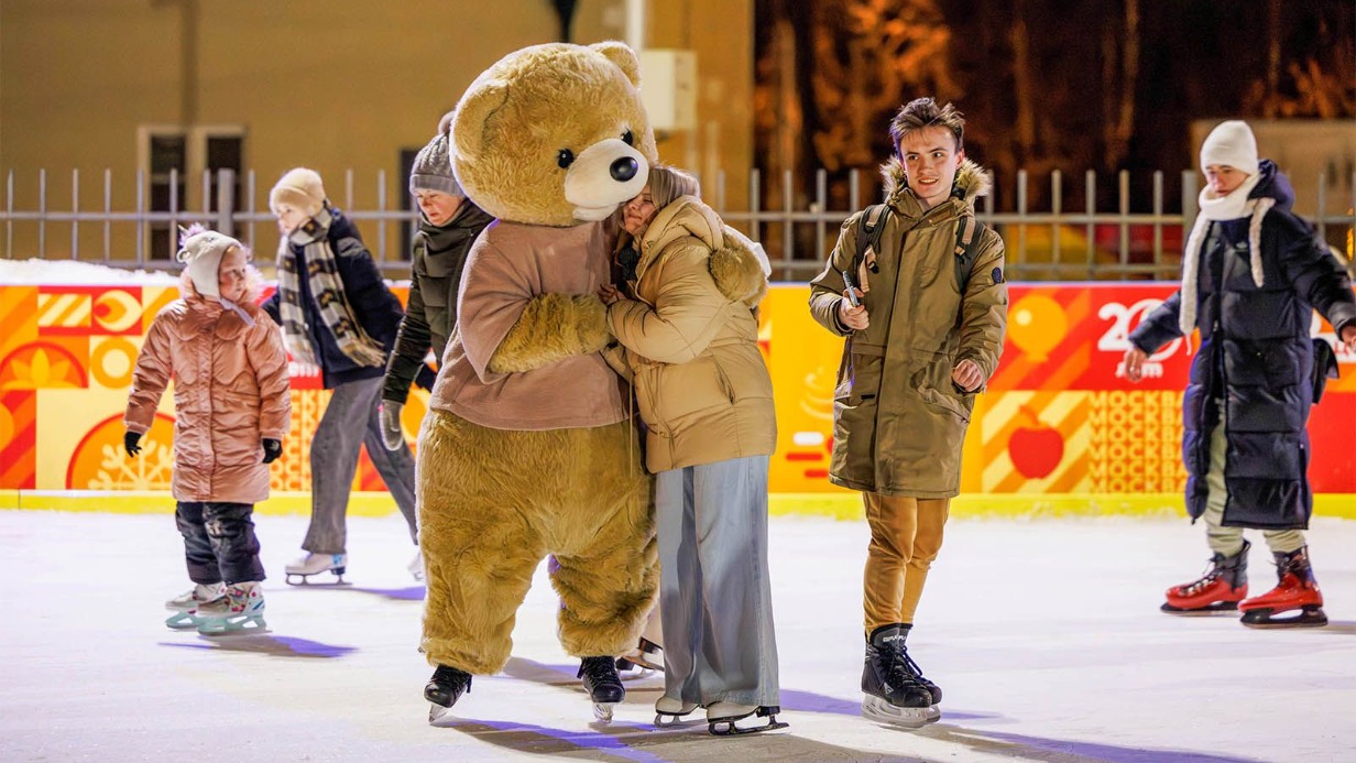 Акция «Ночь на катке» пройдет в столичных парках в рамках «Зимы в Москве»
