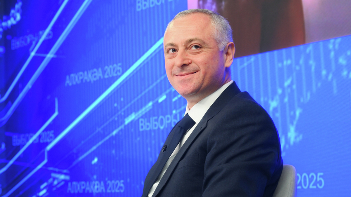 Бадра Гунба победил на выборах президента Абхазии