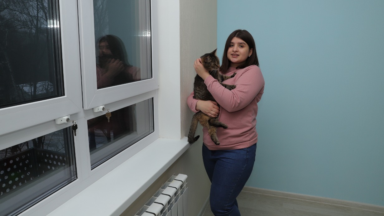 Анастасия Гришина получила квартиру по программе реновации