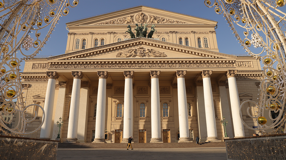 Богомолов объяснил, чем новые правила посещения театров выгодны зрителям