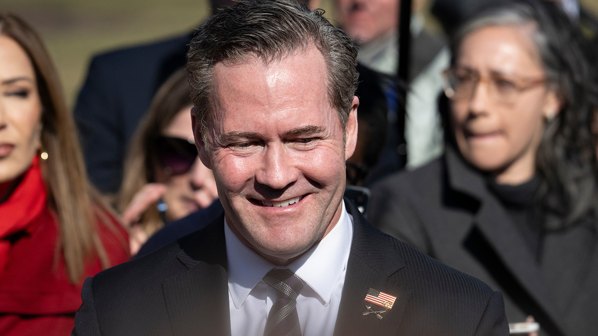 Уолтц заявил, что переговорит с представителем России в ближайшие дни