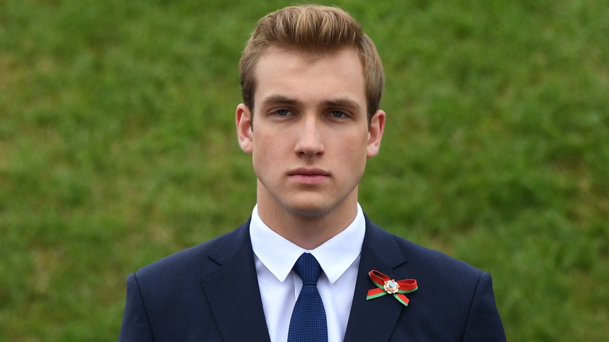 У 20-летнего сына белорусского президента Лукашенко Николая заметили залысины