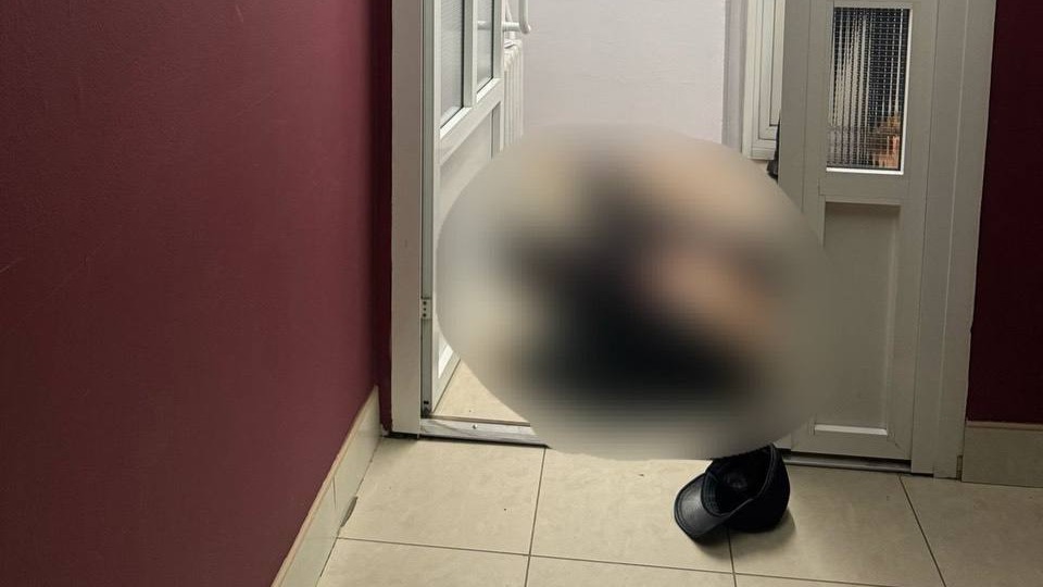 Мужчина из-за ссоры убил пенсионера в гостинице в центре Москвы