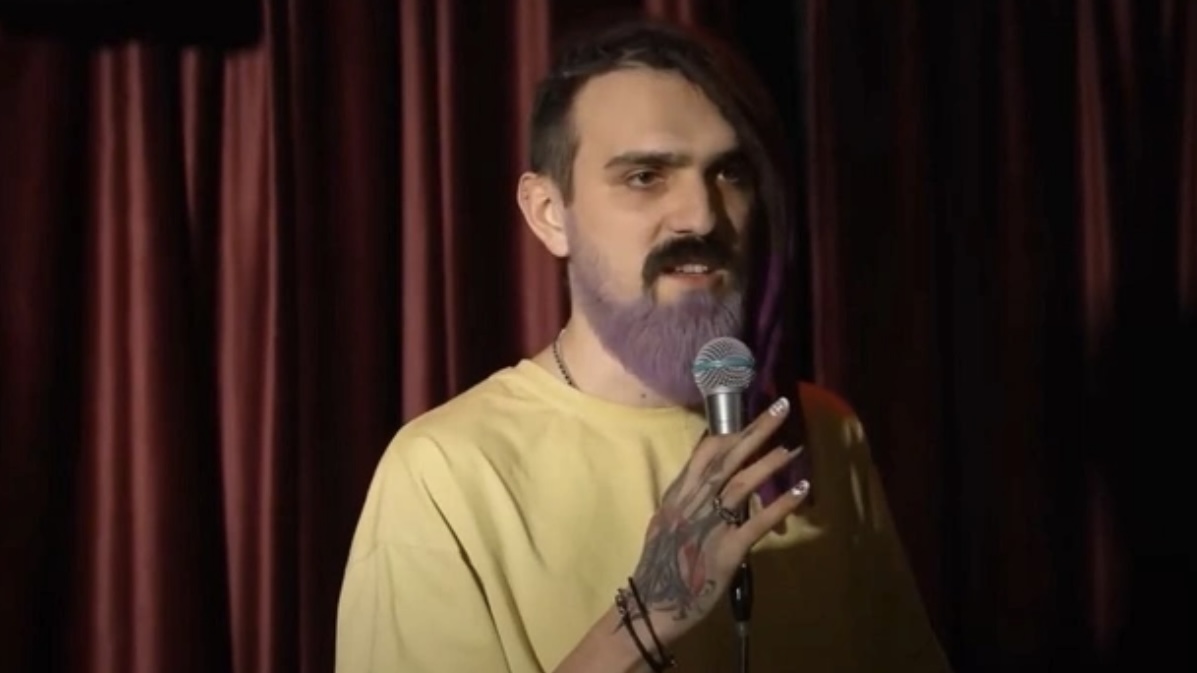 Комика Останина задержали за шутку про участника СВО: кто он такой, как пошутил и что ему грозит