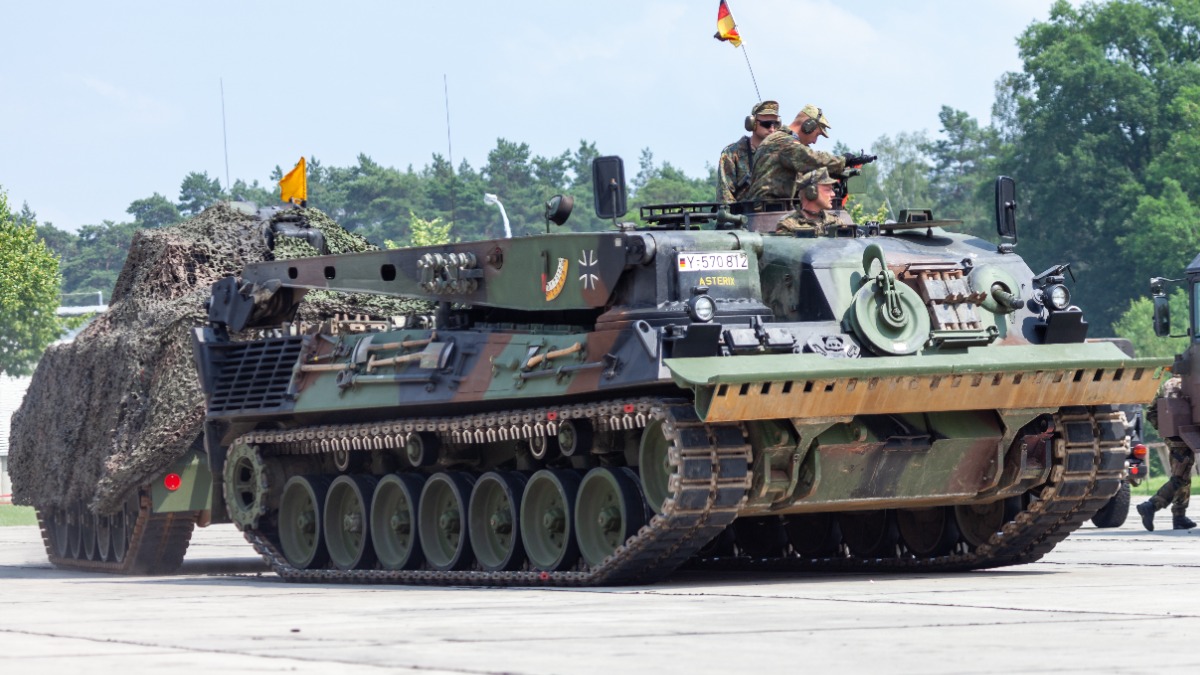 ВС России впервые захватили немецкие Bergepanzer 2 в Курской области