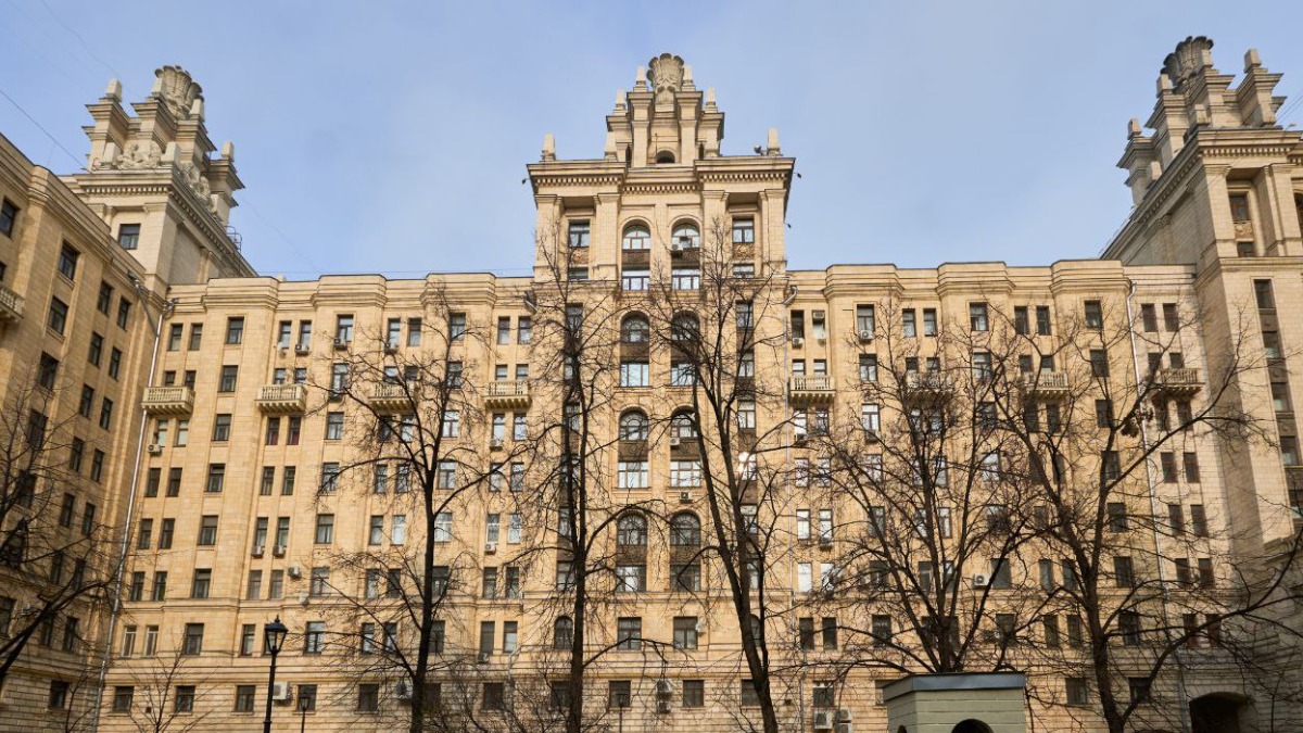 Предприниматели могут арендовать нежилое помещение в историческом здании гостиницы «Украина»