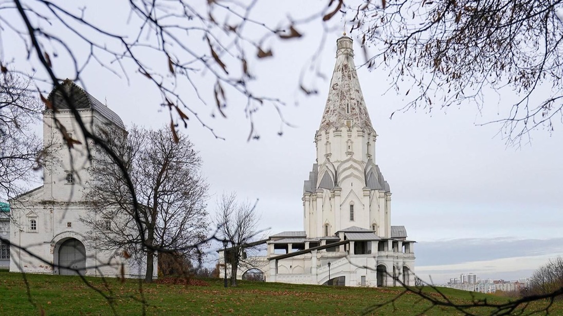Сразу три объекта культурного наследия реставрируют в «Коломенском» 