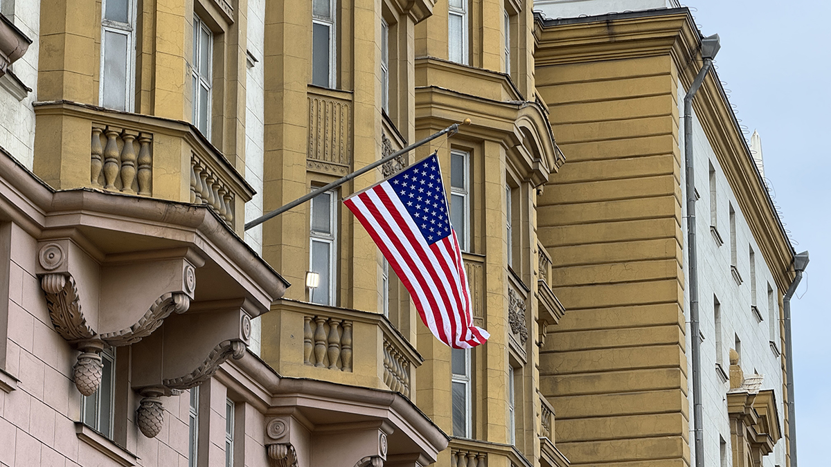 Мемориал Чарли Кирку и Ирине Заруцкой появился в столице