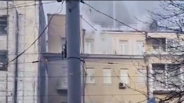 Появились кадры тушения пожара в ростовском ТЦ «Галерея Астор»